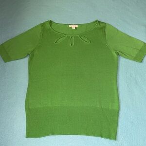 NEW YORK AND COMPANY knit sweater petal cutout short sleeve green stretch size M